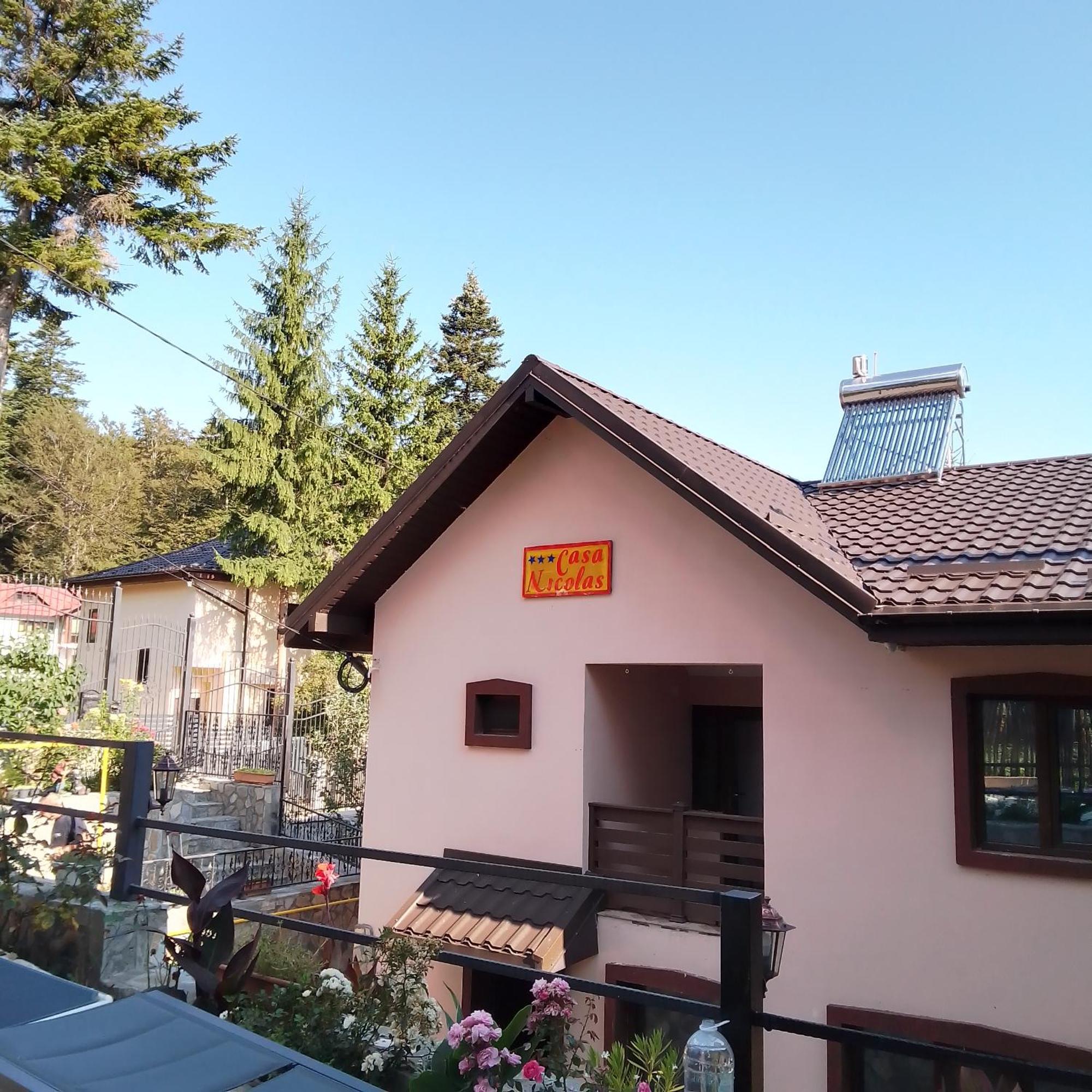 Casa Nicolas Buşteni Eksteriør bilde